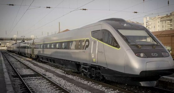train à grande vitesse porto Lisbonne